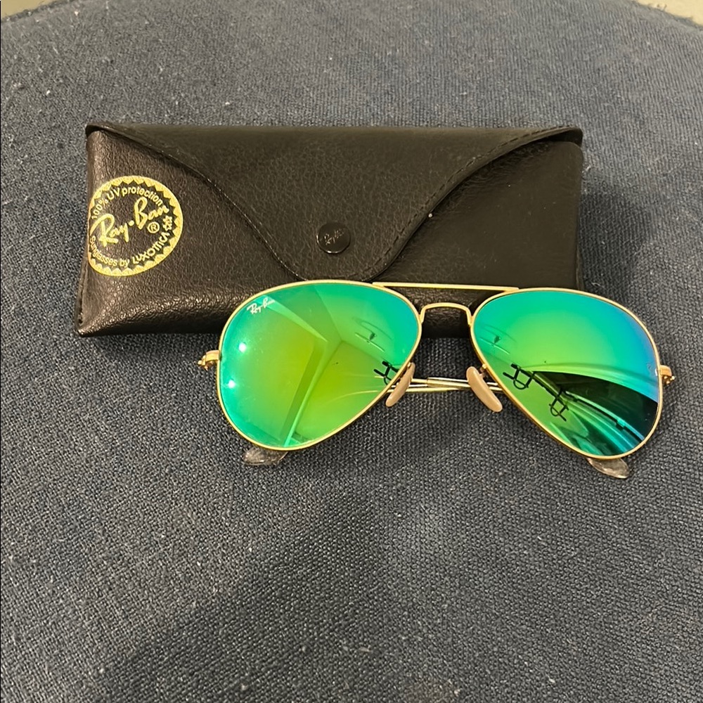 Ray-Ban Aviator Sunglasses with Green Lenses